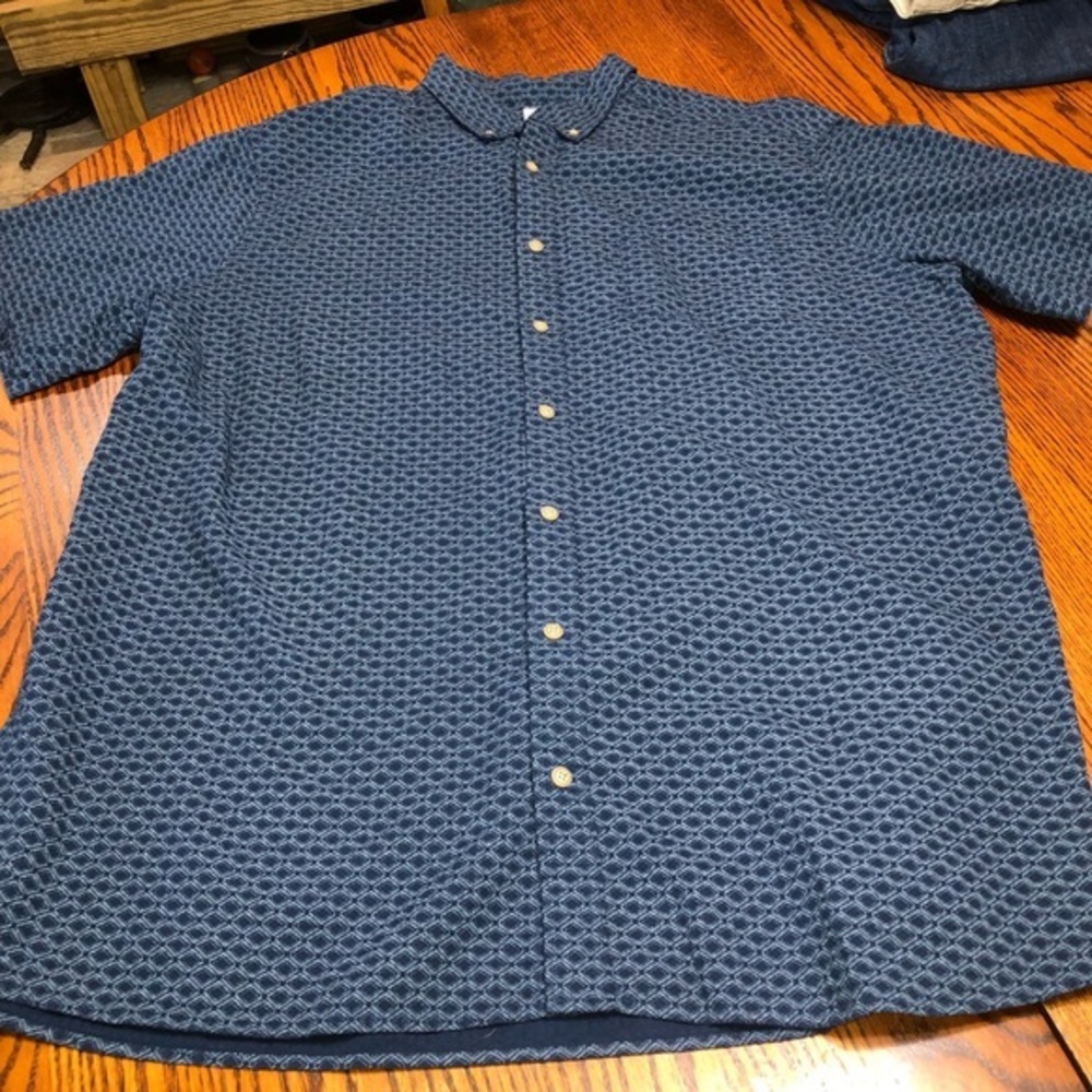 ROWM MENS SIZE 2XT BLUE PATTERNED SHORT SLEEVE SHIRT WITH POCKET